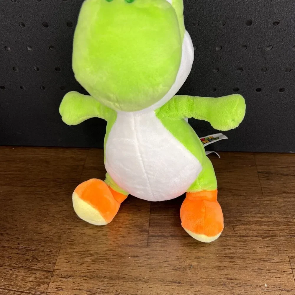 Yoshi Plush Nintendo Super Mario Bros 2020 Stuffed Animal Plush 9 1/2